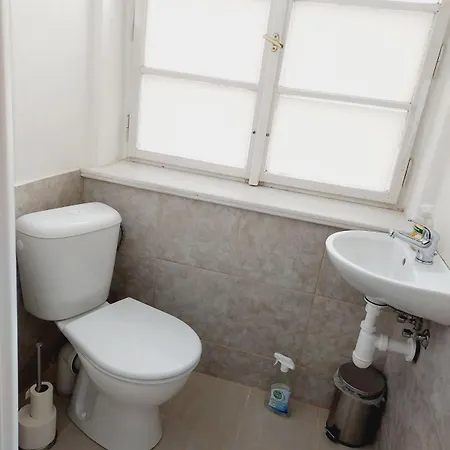 בית אירוח Just 3 Min Walk Old Town Center Private A *