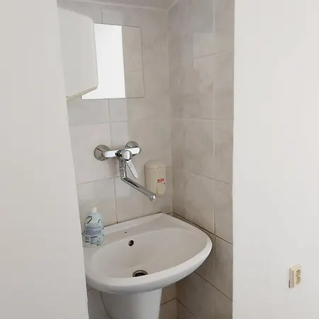 בית אירוח Just 3 Min Walk Old Town Center Private A פראג
