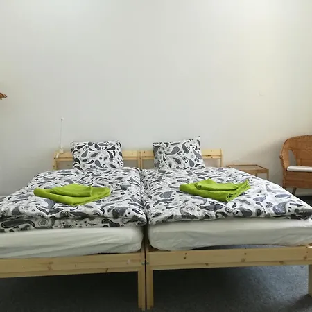 Just 3 Min Walk Old Town Center Private A *