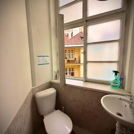 Just 3 Min Walk Old Town Center Private A Séjour chez l'habitant