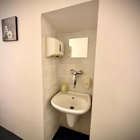 Séjour chez l'habitant Just 3 Min Walk Old Town Center Private A *
