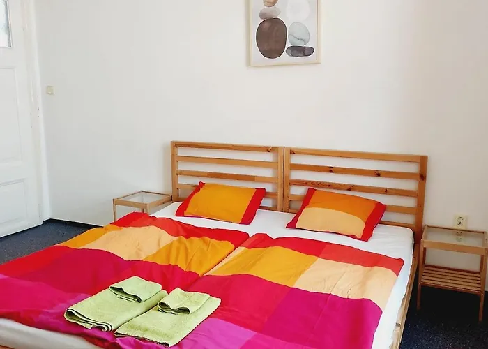 Just 3 Min Walk Old Town Center Private A Ubytování v soukromí Praha